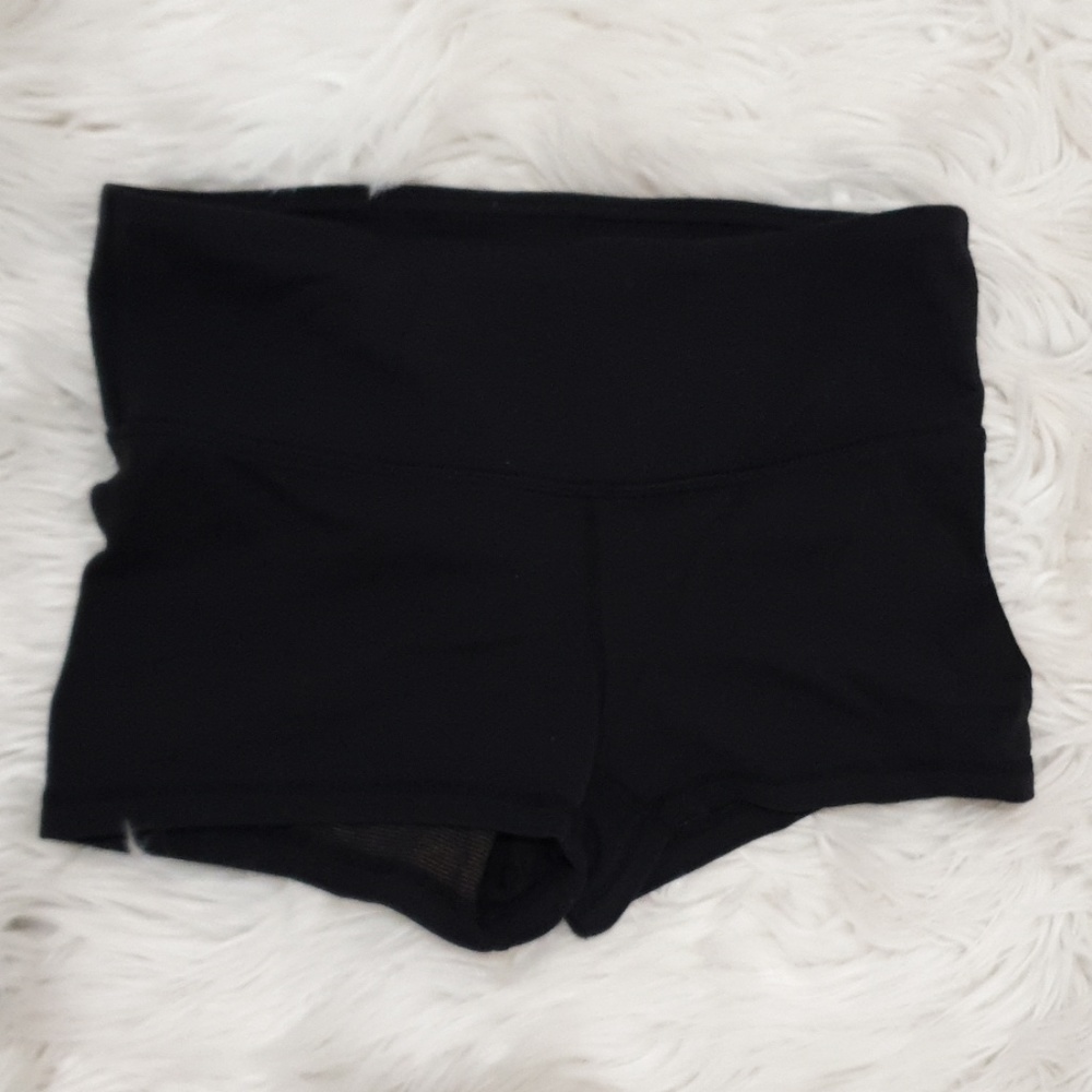 Size 4 Lululemon Athletica shorts